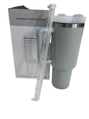 NWT in Box Stainless Travel Tumbler with Handle and Straw - White & Blue